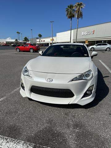 Photo of 2014 White Scion FR-S