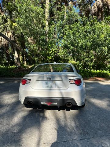 Photo of 2014 White Scion FR-S
