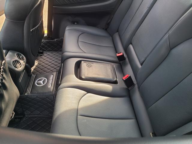 Photo of 2005 Silver Mercedes-Benz CLK-Class