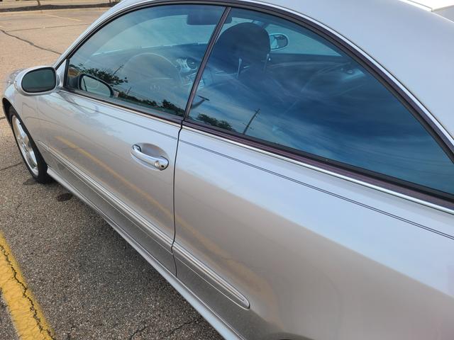 Photo of 2005 Silver Mercedes-Benz CLK-Class