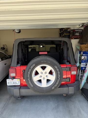 Photo of 2017 Red Jeep Wrangler