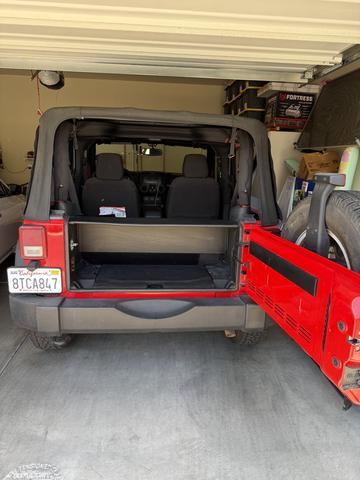 Photo of 2017 Red Jeep Wrangler
