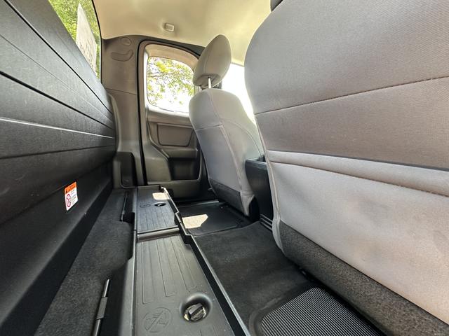 Photo of 2022 White Toyota Tacoma