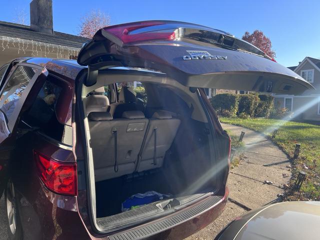 Photo of 2019 Red Honda Odyssey