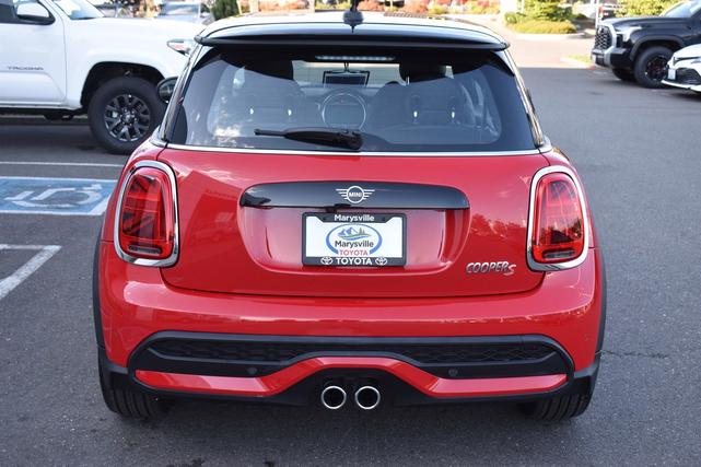 Photo of 2022 Red MINI Hardtop