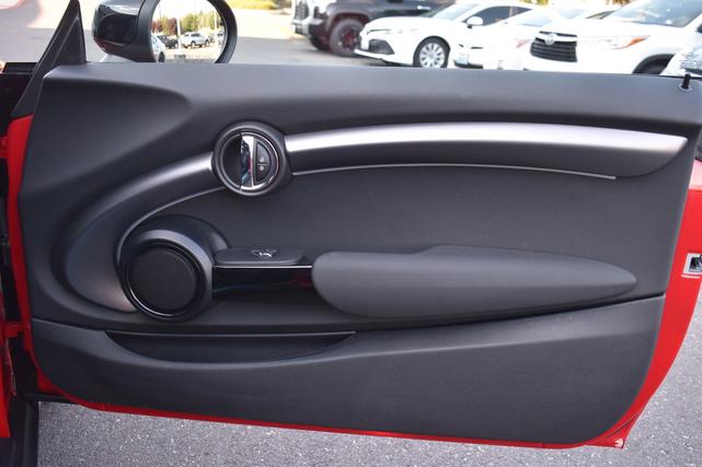 Photo of 2022 Red MINI Hardtop
