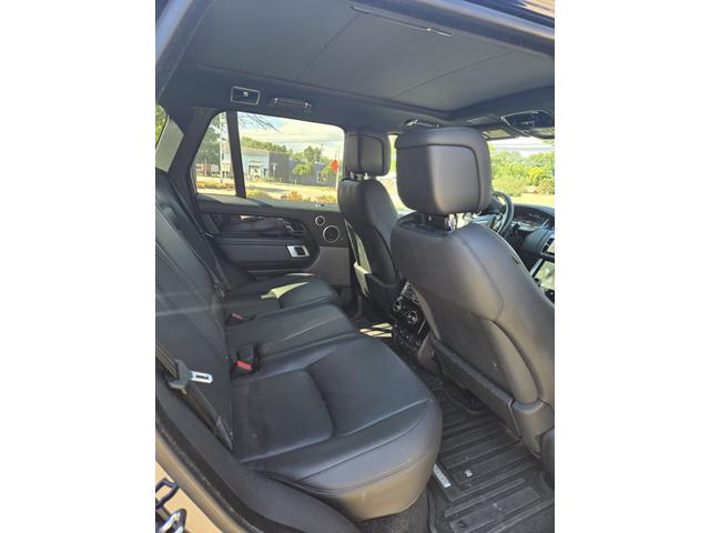 Photo of 2020 Blue Land Rover Range Rover