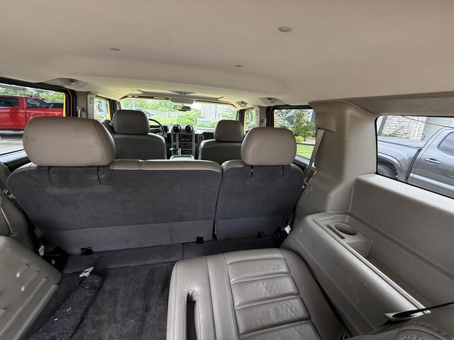 Photo of 2003 Yellow Hummer H2