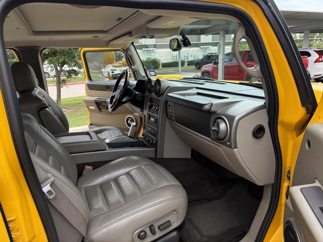 Photo of 2003 Yellow Hummer H2