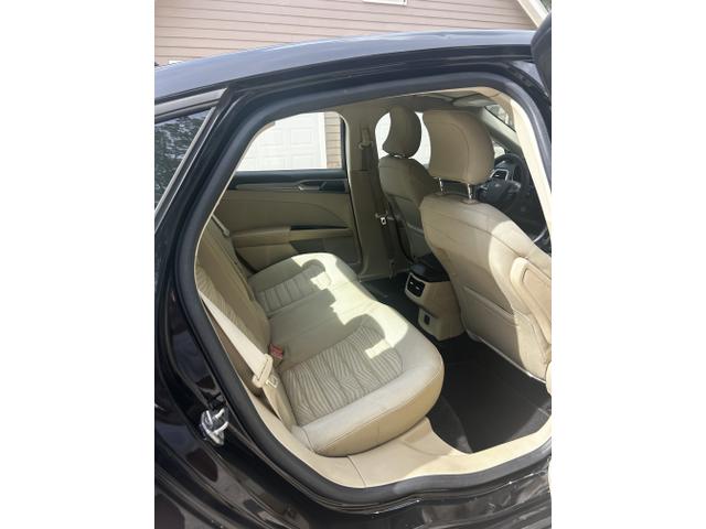 Photo of 2016 Black Ford Fusion
