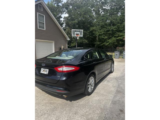 Photo of 2016 Black Ford Fusion