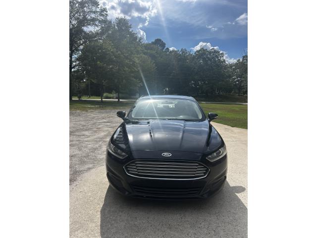 Photo of 2016 Black Ford Fusion
