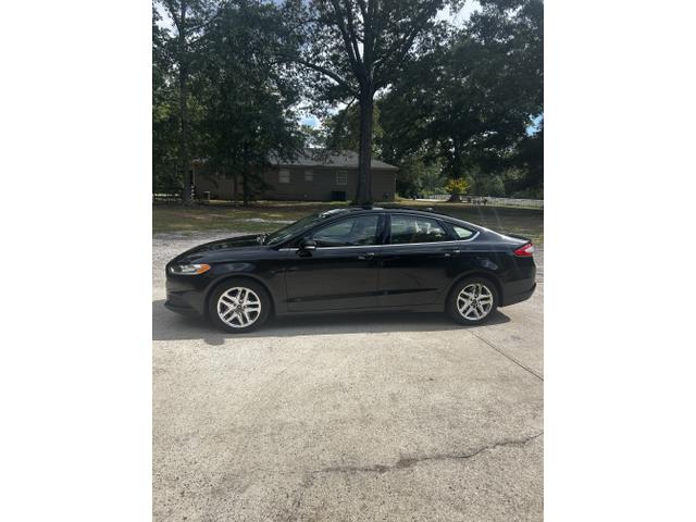 Photo of 2016 Black Ford Fusion