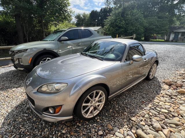 Photo of 2009 Gray Mazda MX-5 Miata