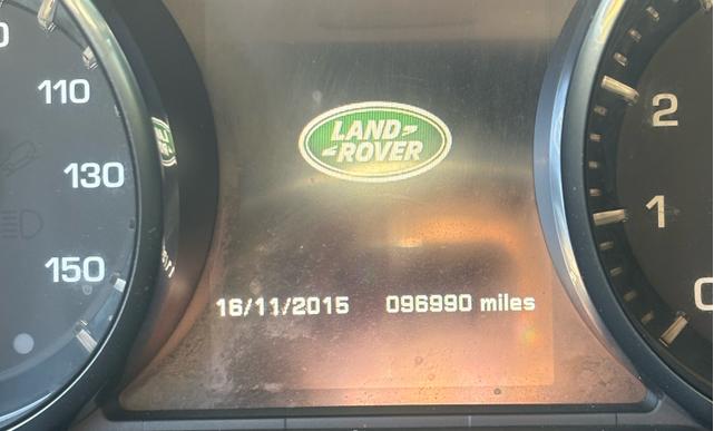 Photo of 2016 Gray Land Rover Discovery Sport