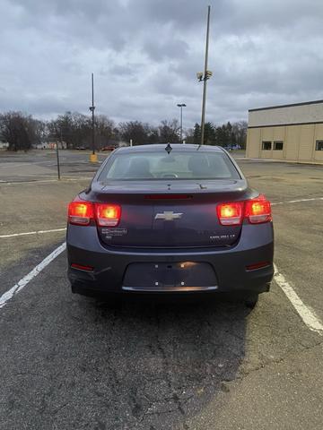 Photo of 2015 Blue Chevrolet Malibu