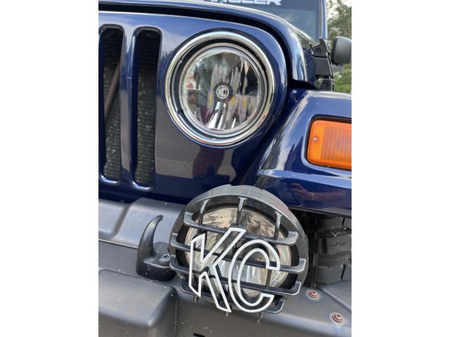Photo of 2006 Blue Jeep Wrangler