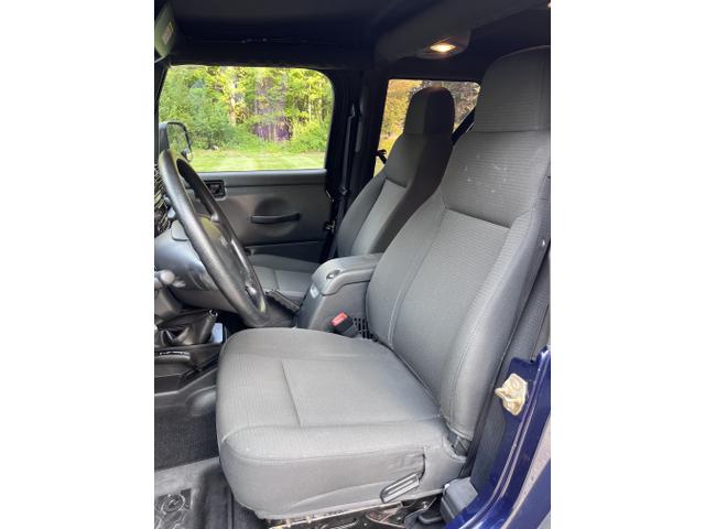 Photo of 2006 Blue Jeep Wrangler