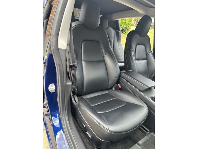 Photo of 2019 Blue Tesla Model 3
