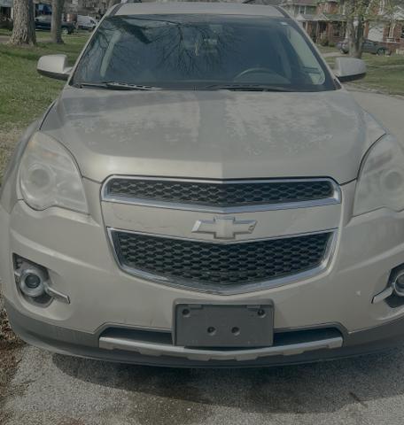 Photo of 2011 Gold Chevrolet Equinox