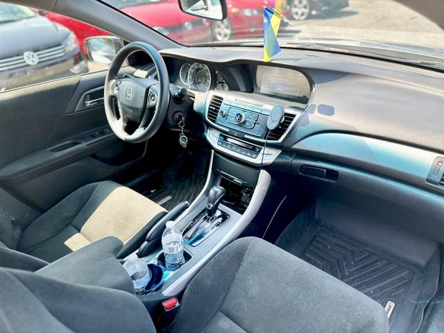 Photo of 2013 Silver Honda Accord