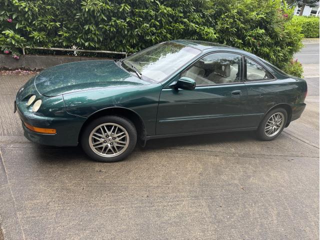 Photo of 1999 Green Acura Integra