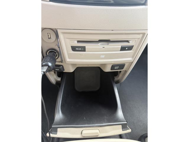 Photo of 2016 Red Honda Odyssey