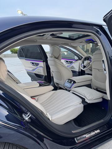 Photo of 2022 Blue Mercedes-Benz S-Class