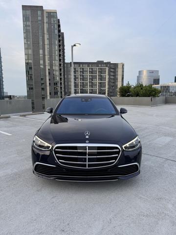 Photo of 2022 Blue Mercedes-Benz S-Class