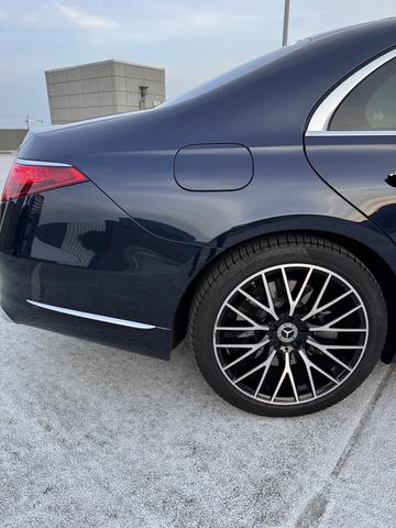Photo of 2022 Blue Mercedes-Benz S-Class