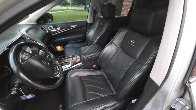 Photo of 2014 Silver INFINITI QX60