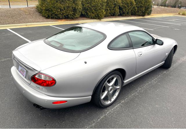 Photo of 2005 Silver Jaguar XKR