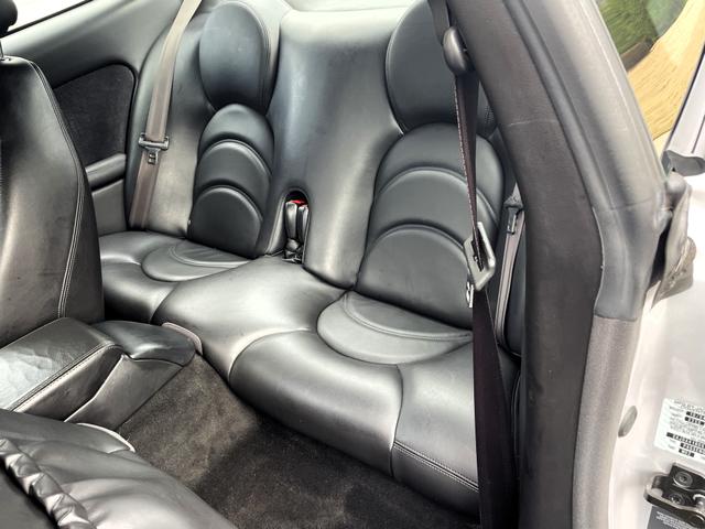 Photo of 2005 Silver Jaguar XKR