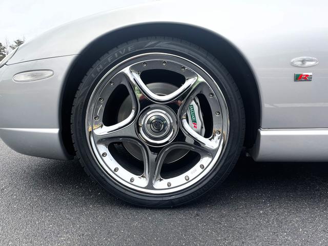 Photo of 2005 Silver Jaguar XKR