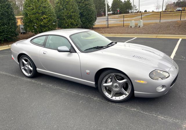 Photo of 2005 Silver Jaguar XKR
