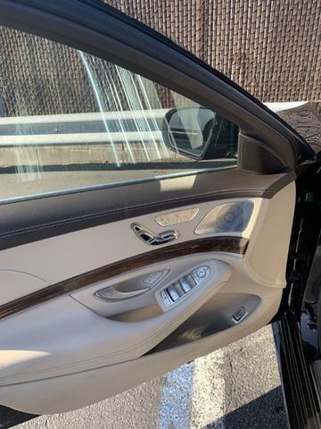 Photo of 2014 Black Mercedes-Benz S-Class
