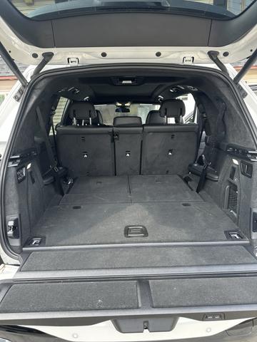 Photo of 2024 White BMW X7