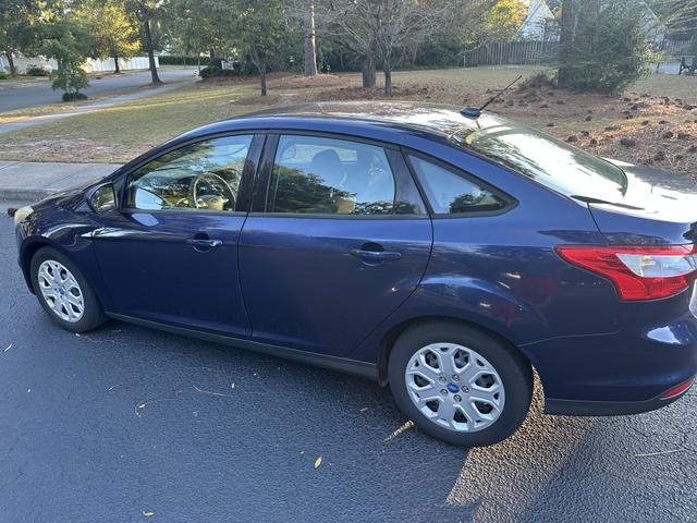 Photo of 2012 Blue Ford Focus