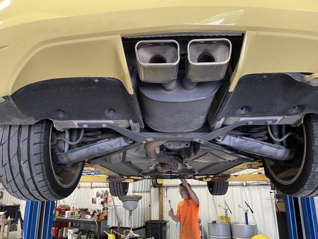 Photo of 2005 Yellow Chrysler Crossfire