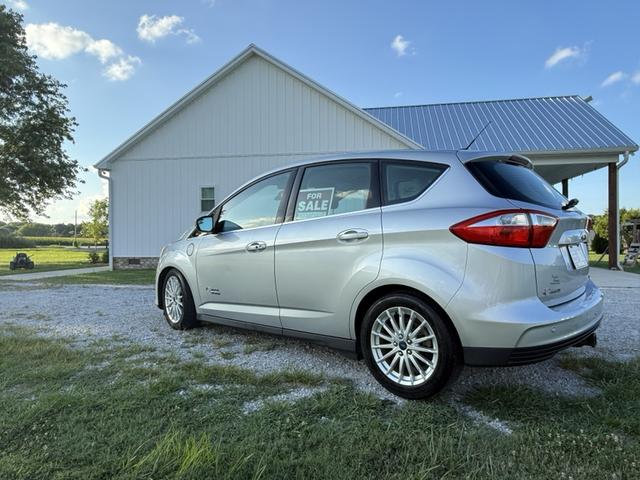 Photo of 2014 Silver Ford C-Max Energi