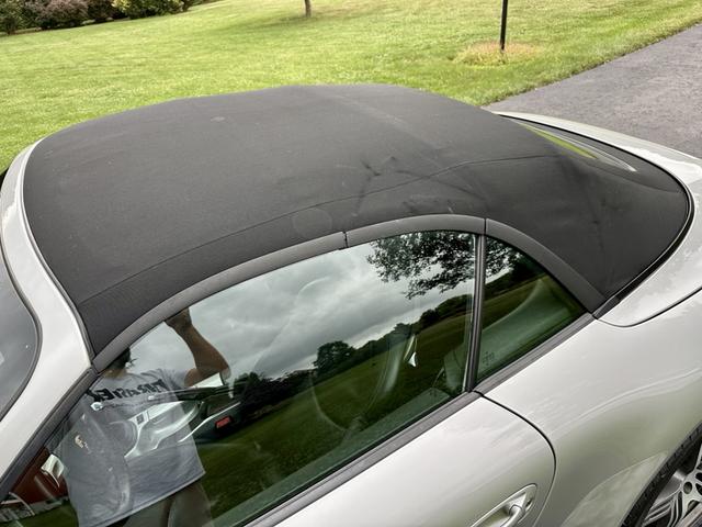 Photo of 2007 Silver Porsche 911