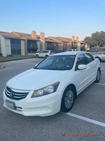 Photo of 2012 White Honda Accord