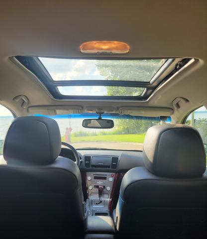 Photo of 2009 Black Subaru Outback