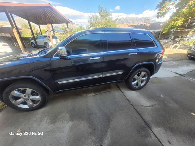 Photo of 2013 Black Jeep Grand Cherokee