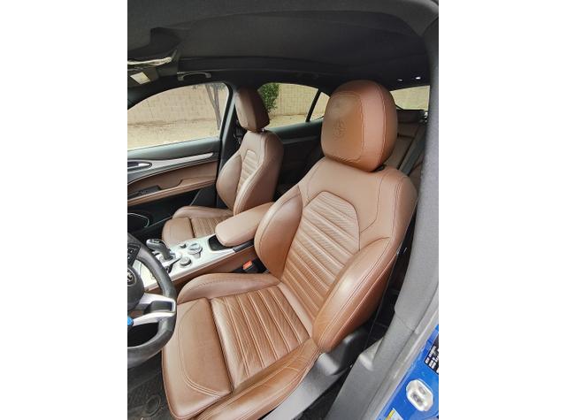 Photo of 2021 Blue Alfa Romeo Stelvio