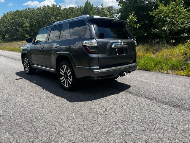 Photo of 2014 Gray Toyota 4Runner