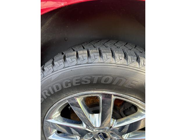 Photo of 2011 Red Ford Edge
