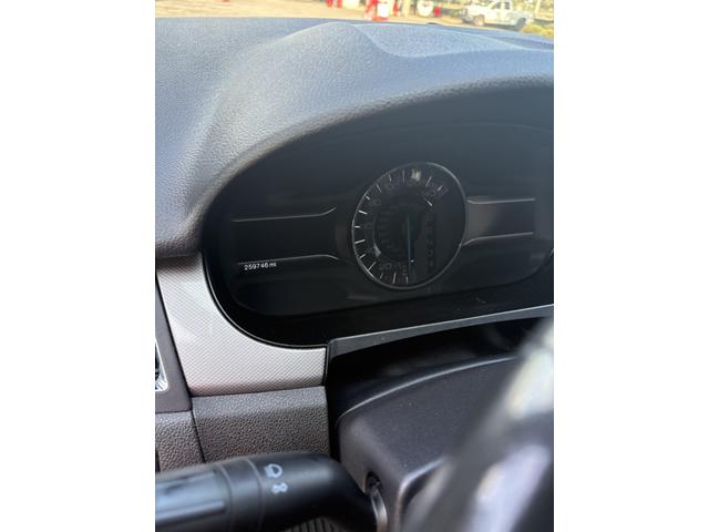 Photo of 2011 Red Ford Edge