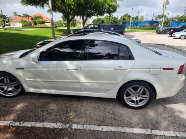 Photo of 2007 White Acura TL