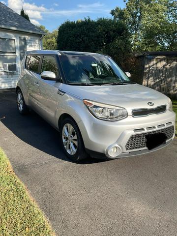 Photo of 2016 Silver Kia Soul